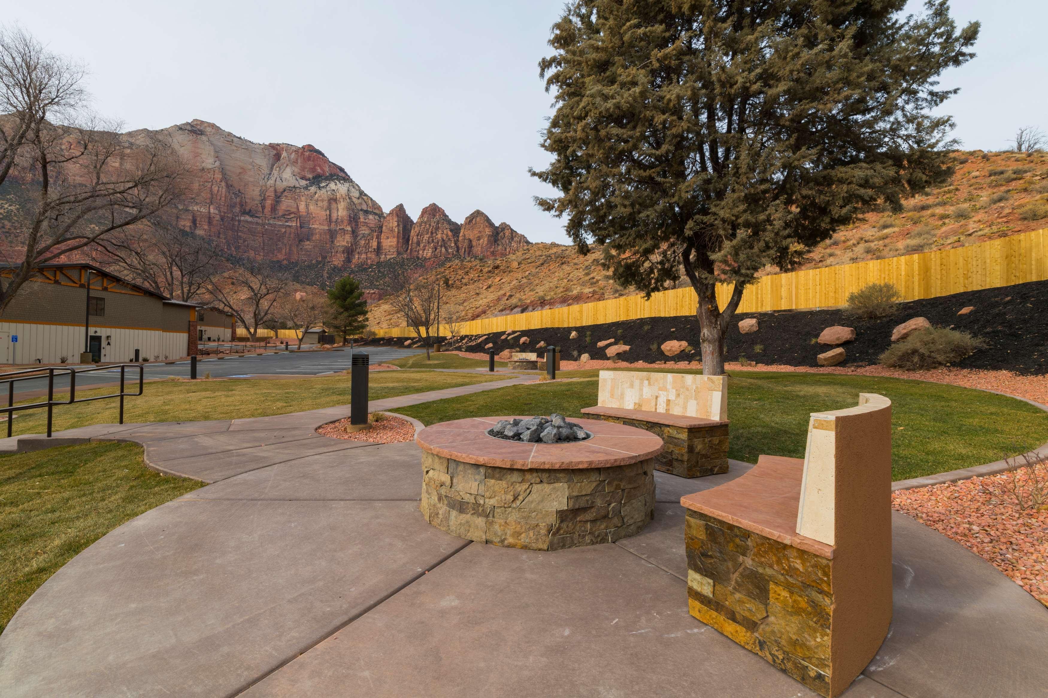 Best Western Plus Zion Canyon Inn & Suites Springdale Exterior foto