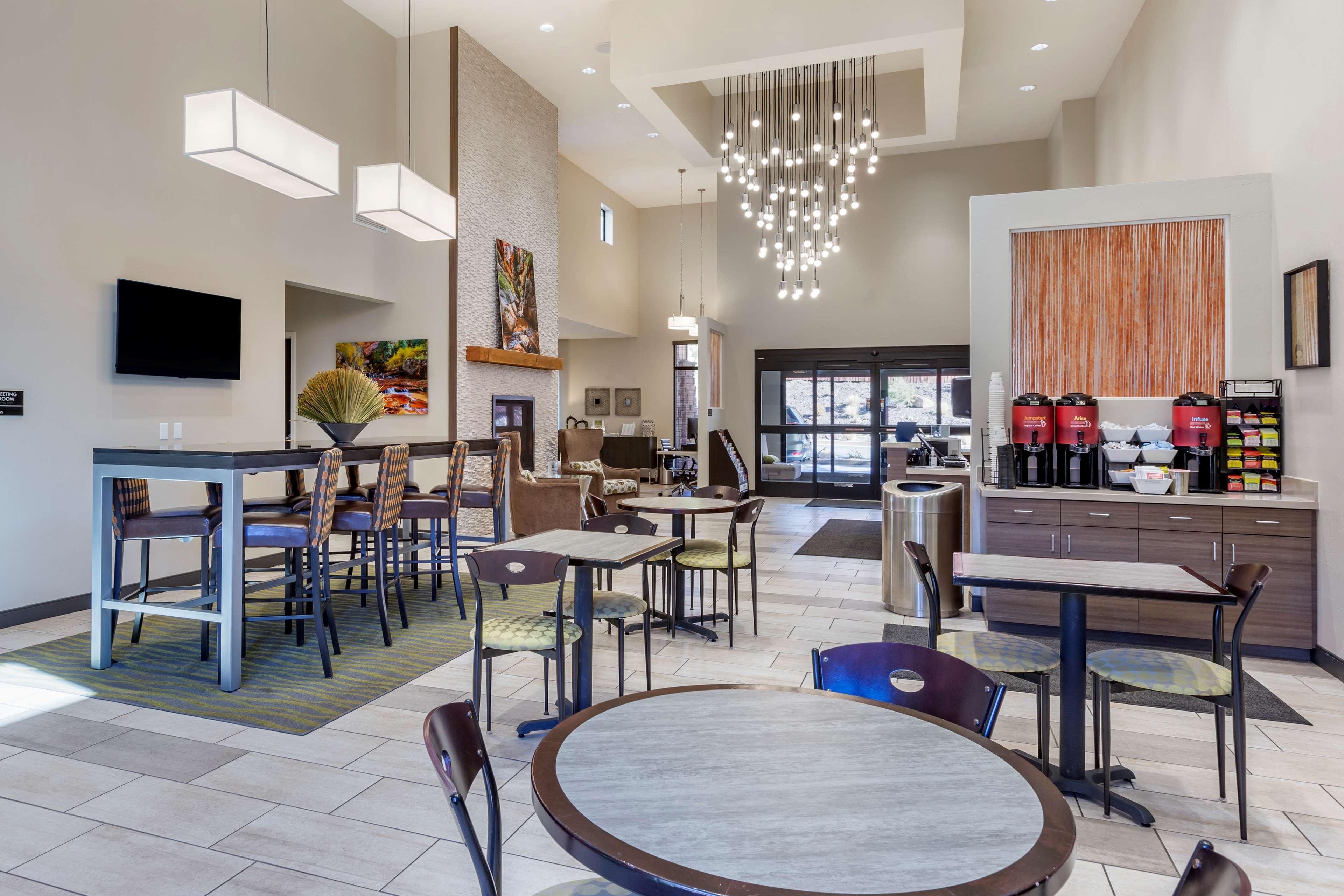 Best Western Plus Zion Canyon Inn & Suites Springdale Exterior foto